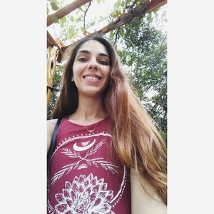 Meet your Posher, Kayla